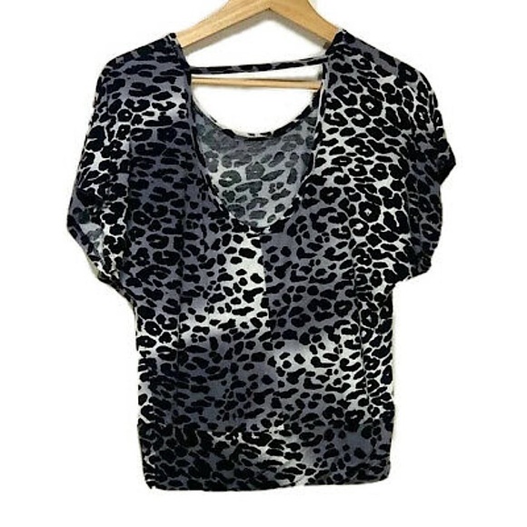 American Dream Black/Gray Leopard Print Open-Back Short Sleeve Blouse - Picture 2 of 5